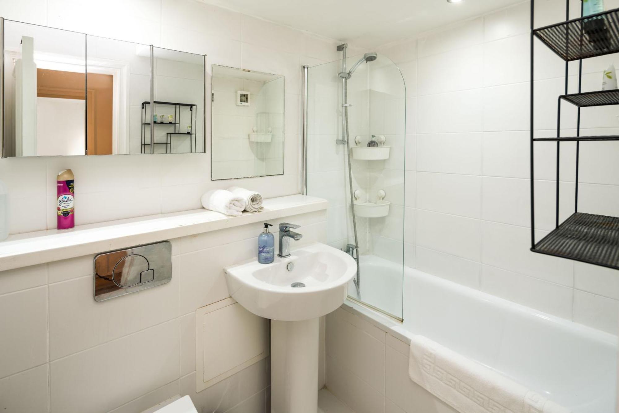 Cozy 1 Bedroom / Gloucester Road / Kensington ลอนดอน ภายนอก รูปภาพ